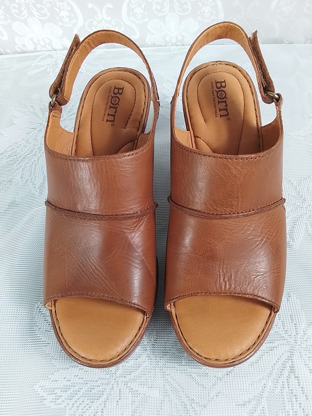 Born light brown leather slingback heeled sandals - Picture 13 of 13
